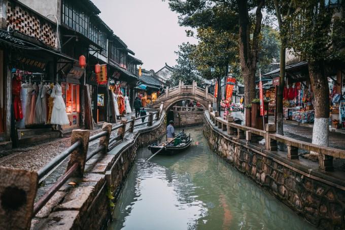 逃离弃城